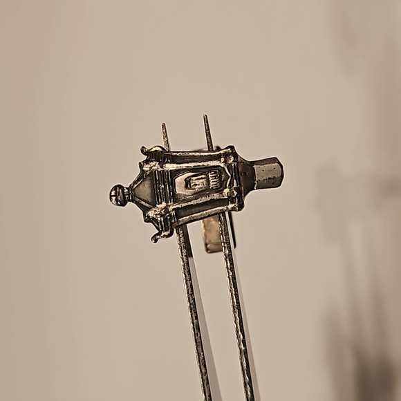 Vintage Pewter Finish Gas Lamp Light Cuff Link - Picture 6 of 6